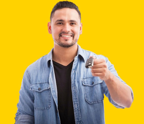 Car Key Engineer with replacement car key